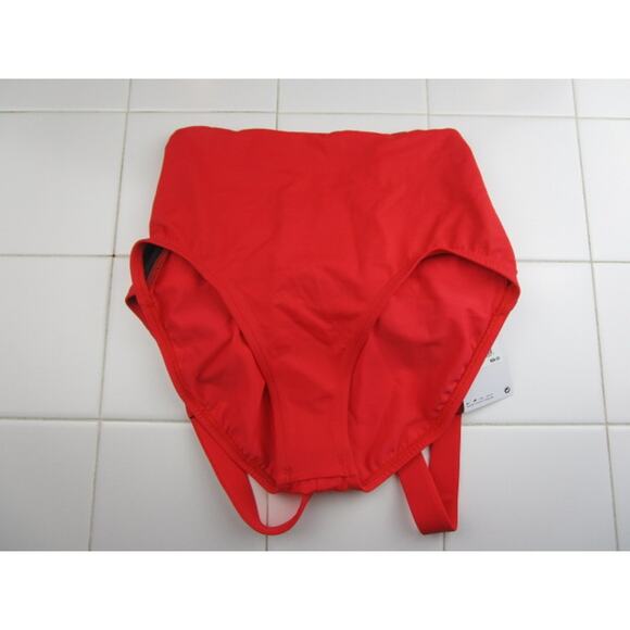 Nike Swim One Piece Mesh V-Back Solid Red Women's Medium NESS9365-638 - Picture 6 of 6